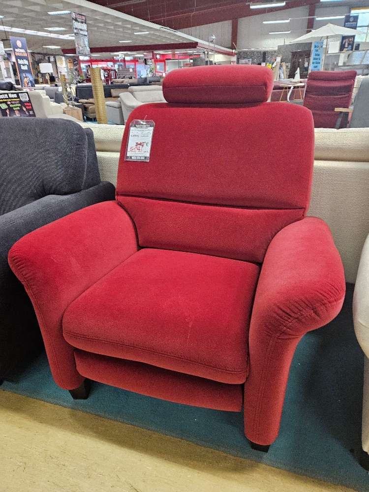 Fernsehsessel mit manueller Relaxfunktion statt 1179€