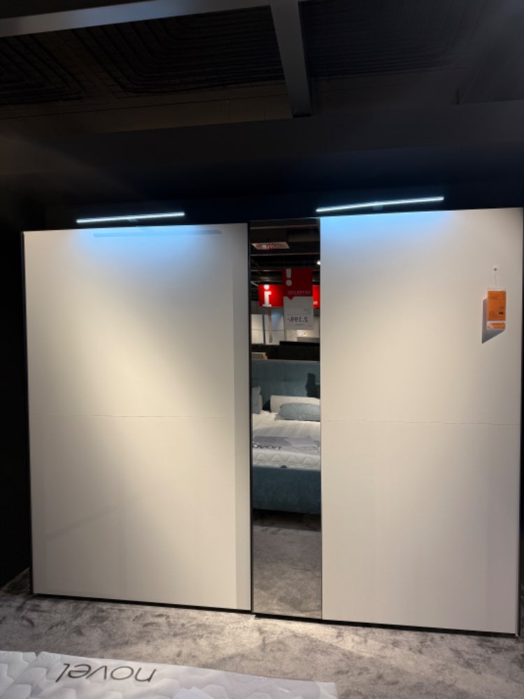 SCHWEBETÜRENSCHRANK MR XS 02 EXKLUSIV XXXLUTZ