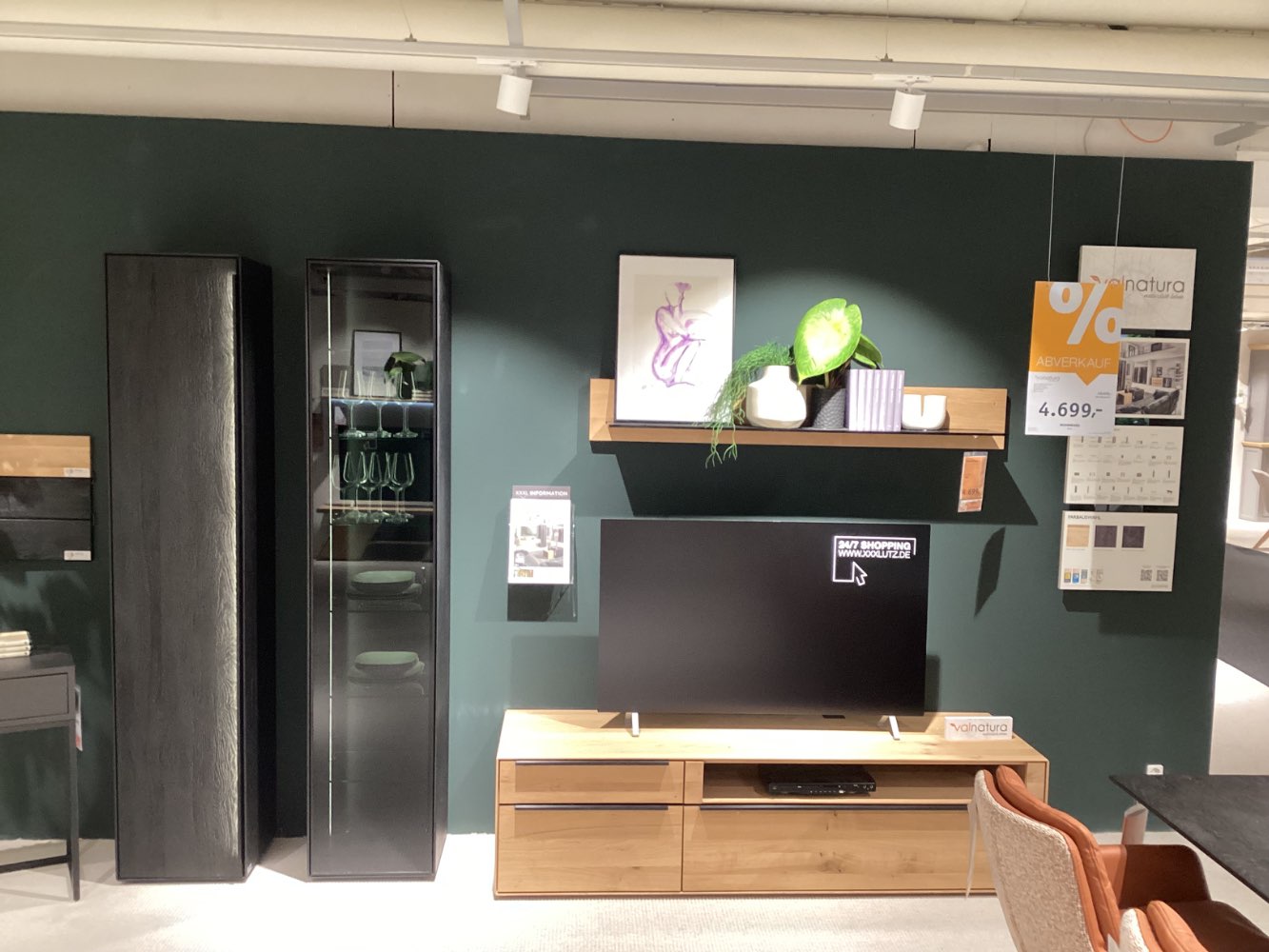 Möbel, Valnatura, Wohnwand Dalia, 296x205x53,7 cm, EIchenfarbe sw