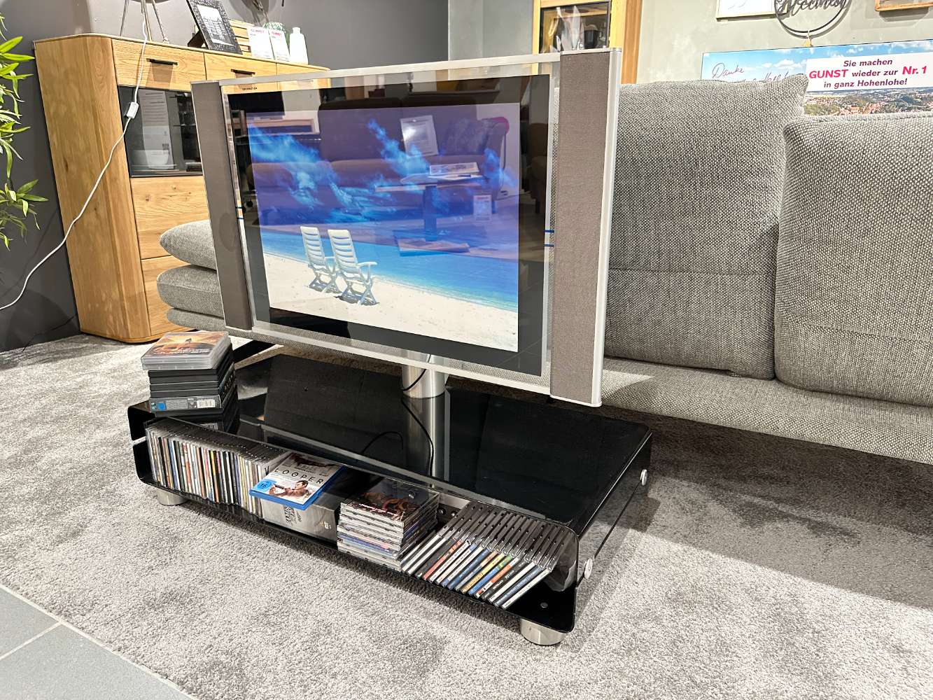 Spectral TV-Standfuß