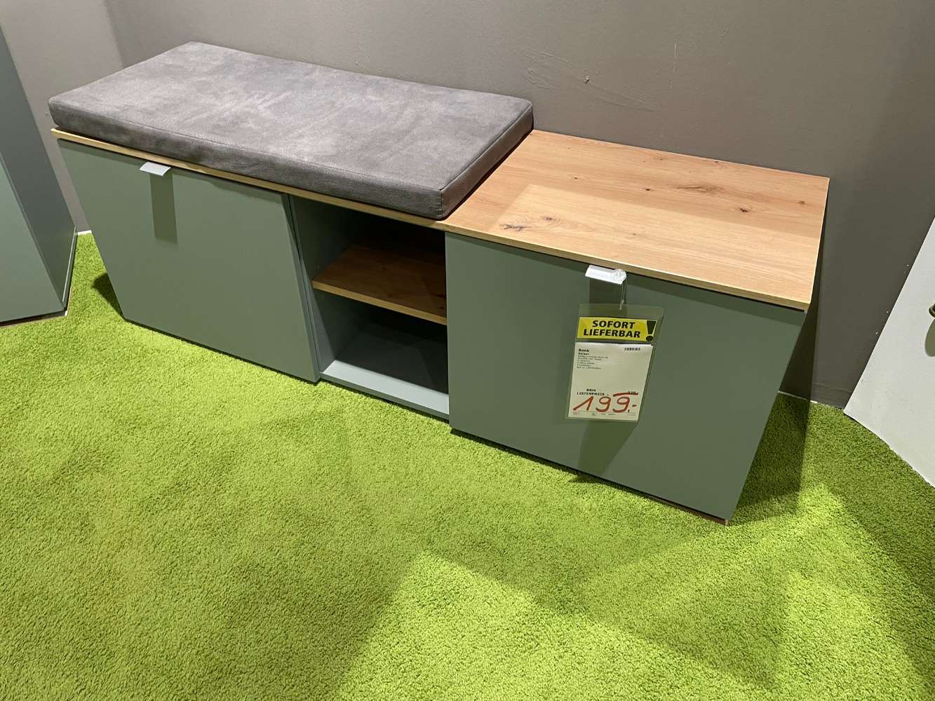 Bank in Schilfsgrün / Artisan Eiche NB, inkl. Kissen