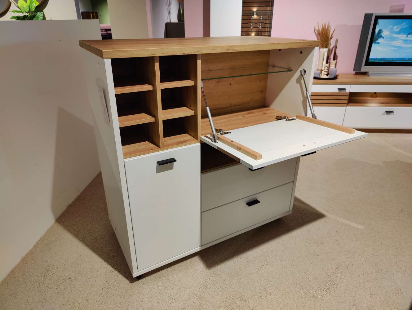 Raumteiler – Kombination – Fresno – Bar – Tresen – rollbar