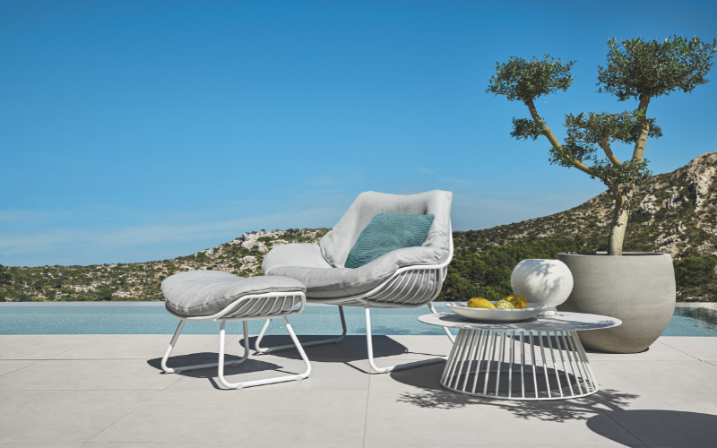 Modernes Stuhl für den Outdoor Bereich in Grau