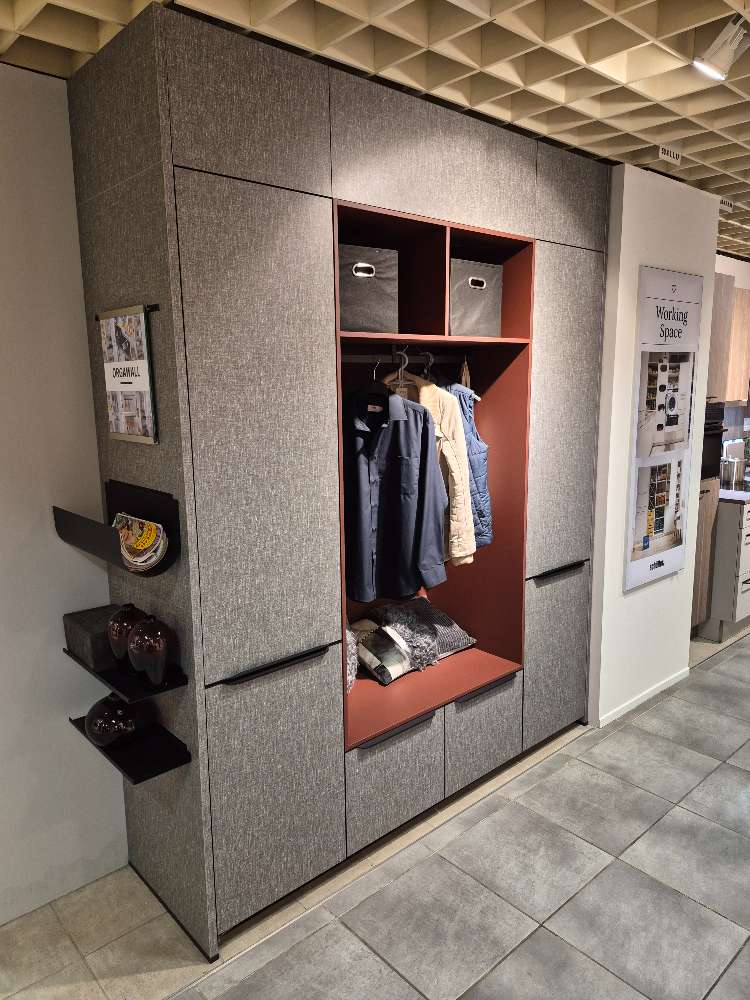 schöne Gaderobe von Schüller Modell Alba