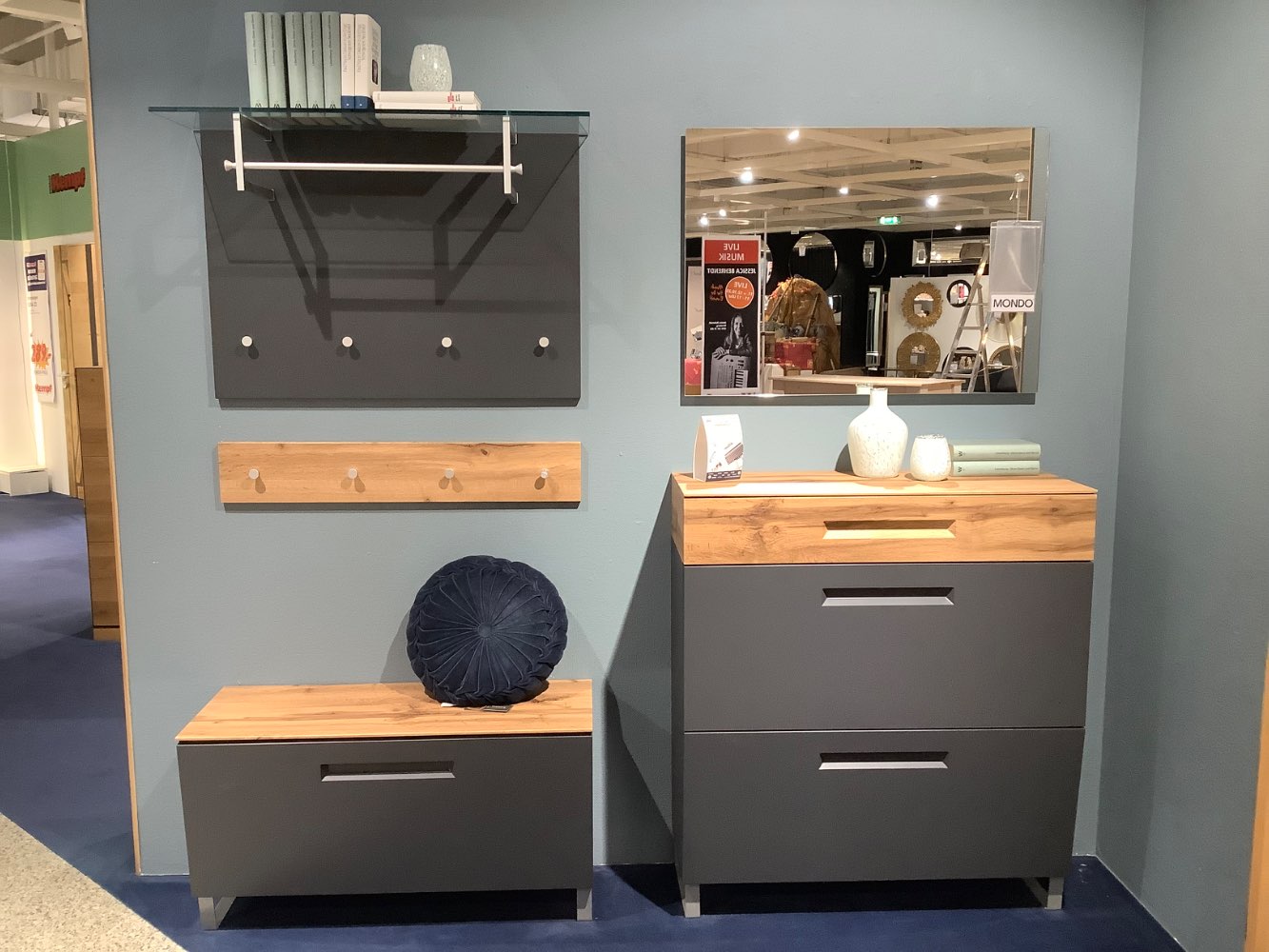 Garderobenkombination