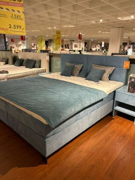 Famelia BXB mit Nakos