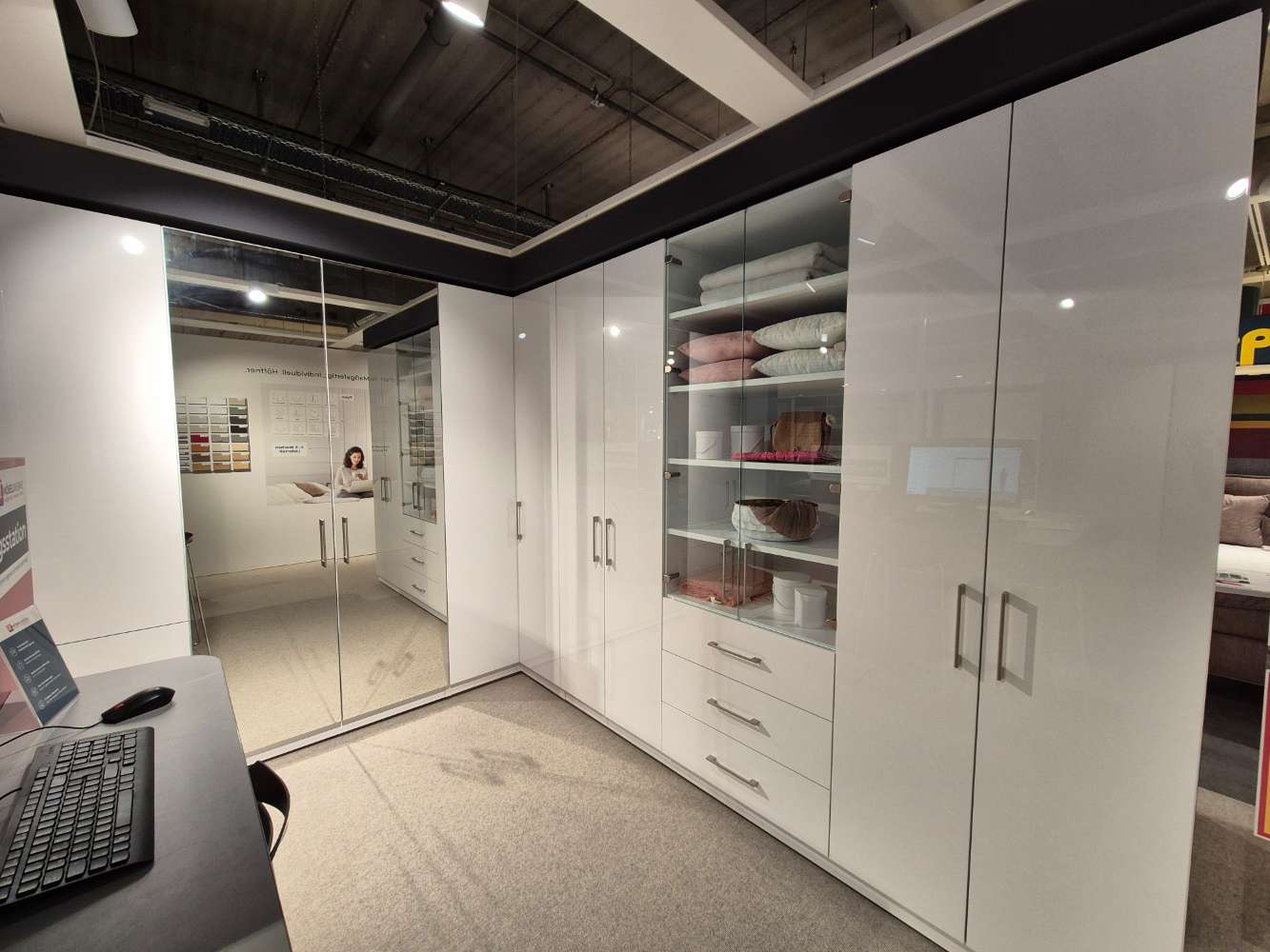 Eckschrankkombination