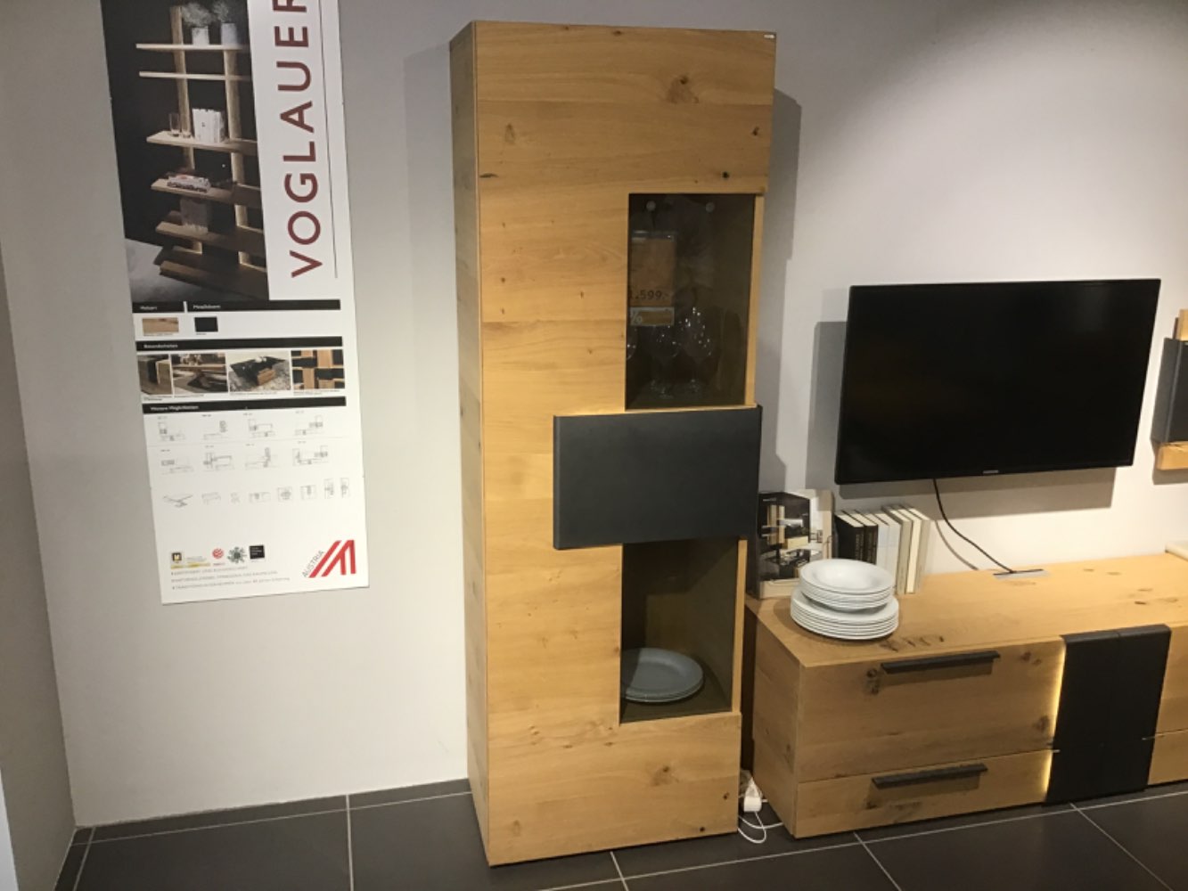 Voglauer Vitrine Taurino