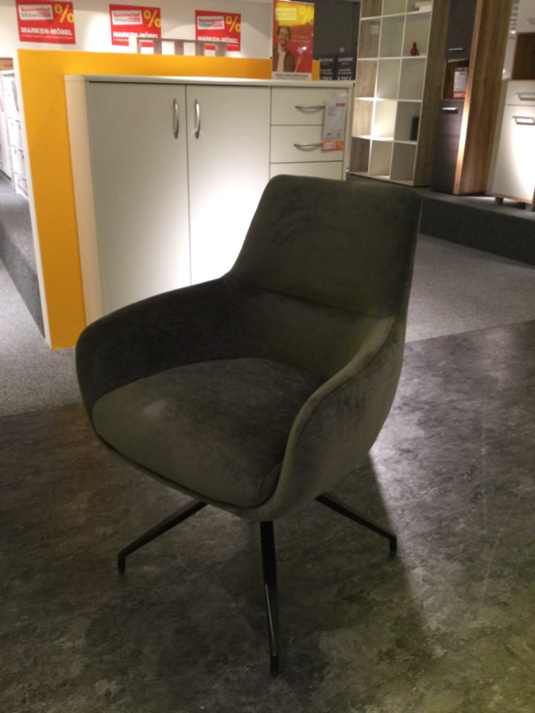 Stuhl Concept 4 Young