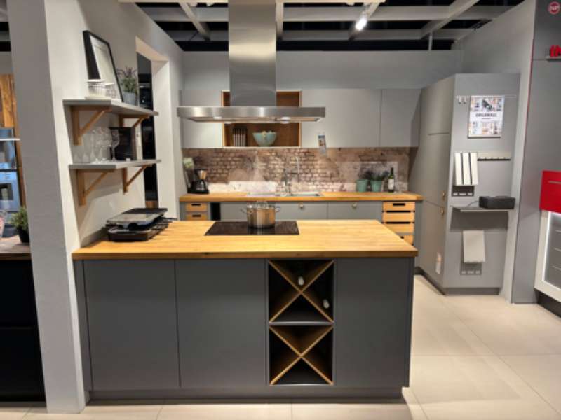 Schüller Küche,  alternativ auch ohne Geräte erhältlich