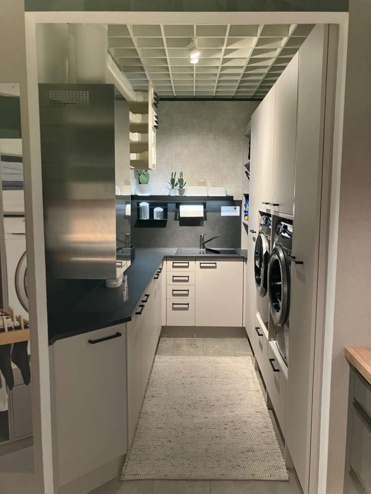 Hauswirtschaftsraum Burger Jette ohne Geräte