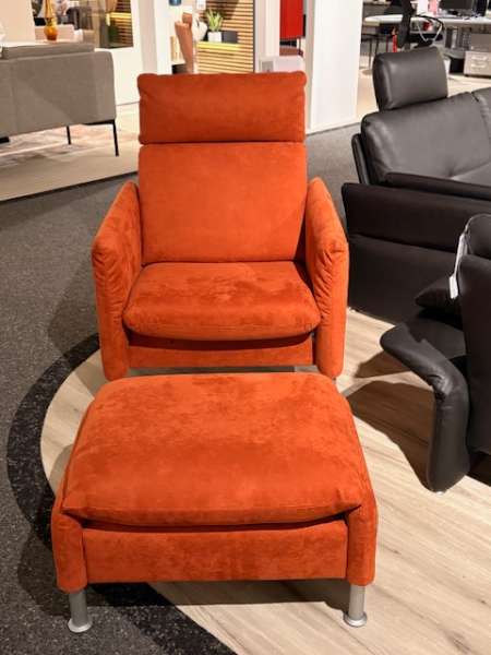 Relaxsessel mit Hocker