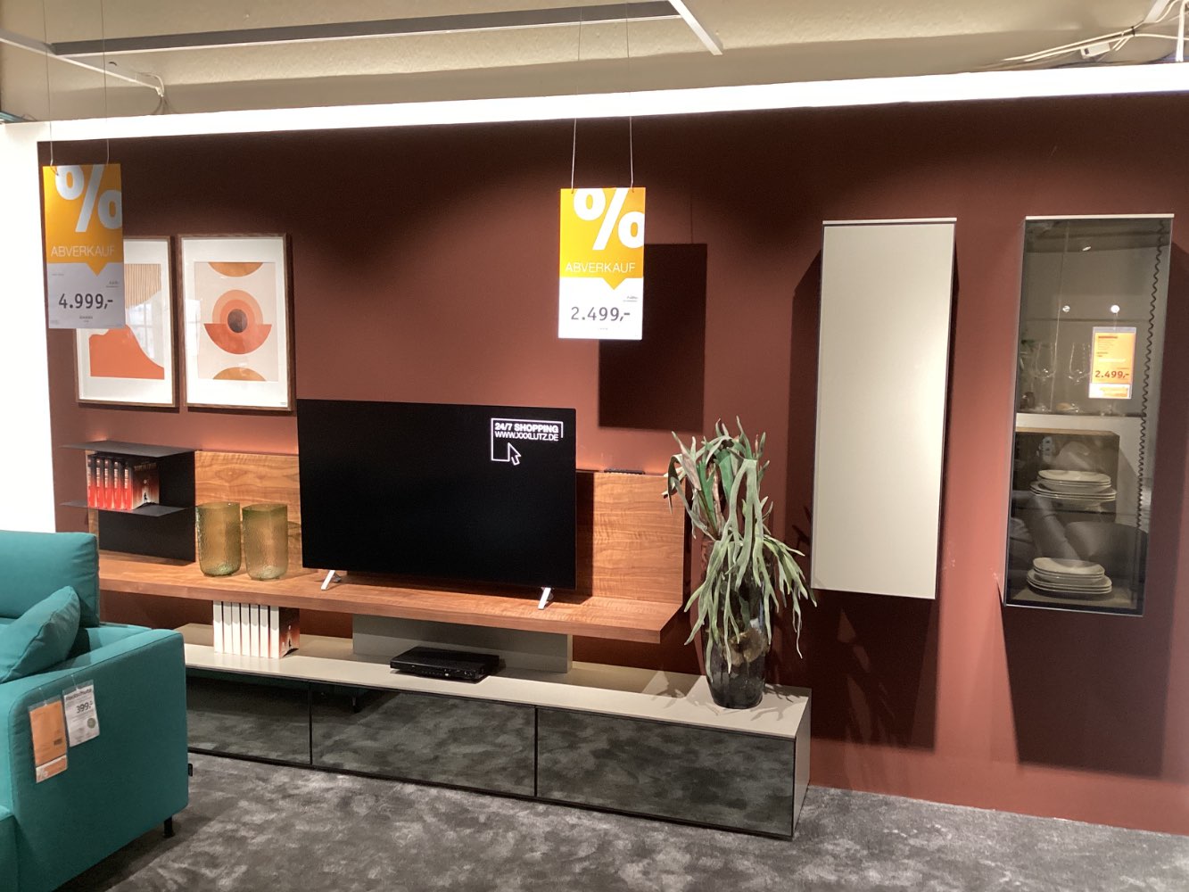 Möbel, Ambiente, Wohnwand Arlo, ca. 415x190x45cm, Nussbaum, Taupe