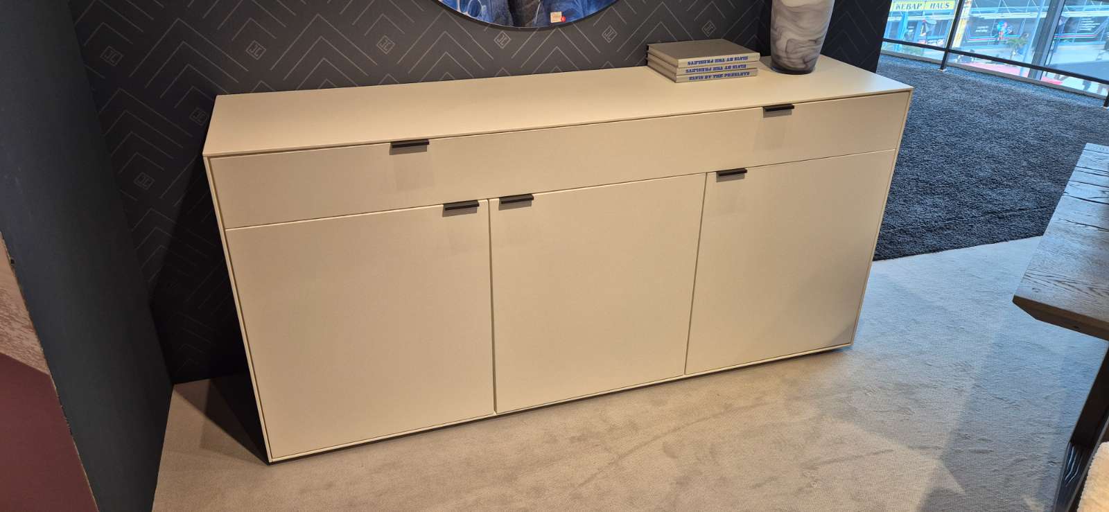 Jette Home Sideboard mit Vollauszug und Besteckeinsatz