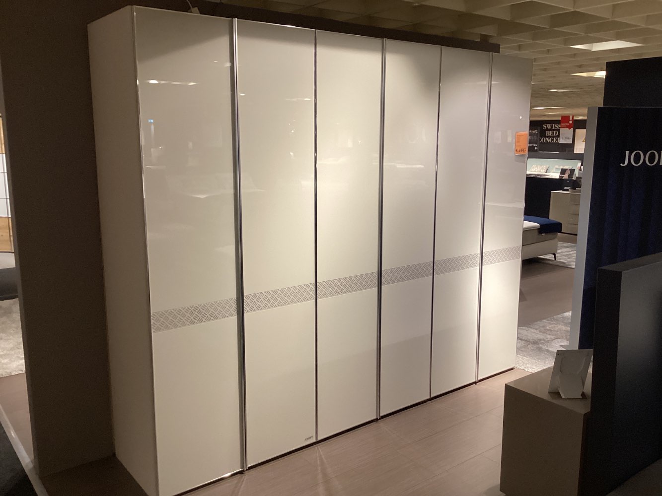 Möbel Drehtürenschrank JOOP GLASS XXXLutz Hirschaid