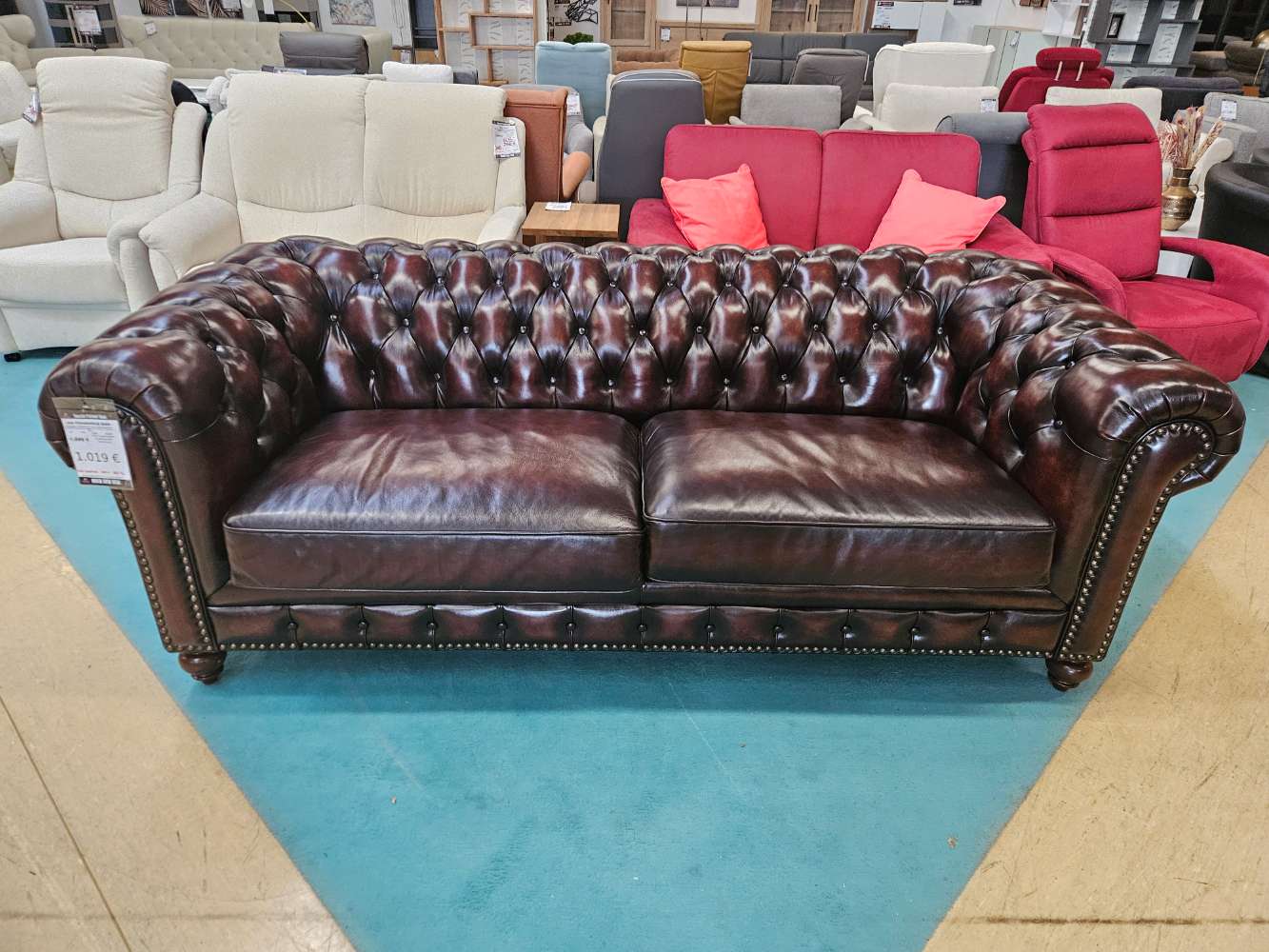 uno  Chesterfield Sofa Vintagelook statt 1699€