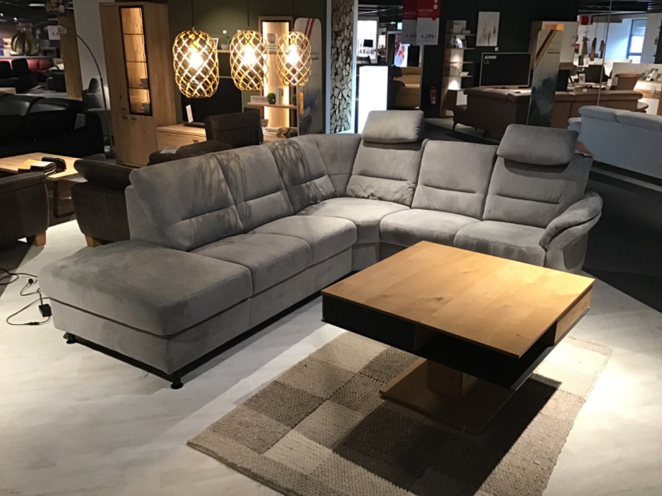 XXXLutz Ausstellungsstück Möbel Wohnlandschaft Dakota hellgrau