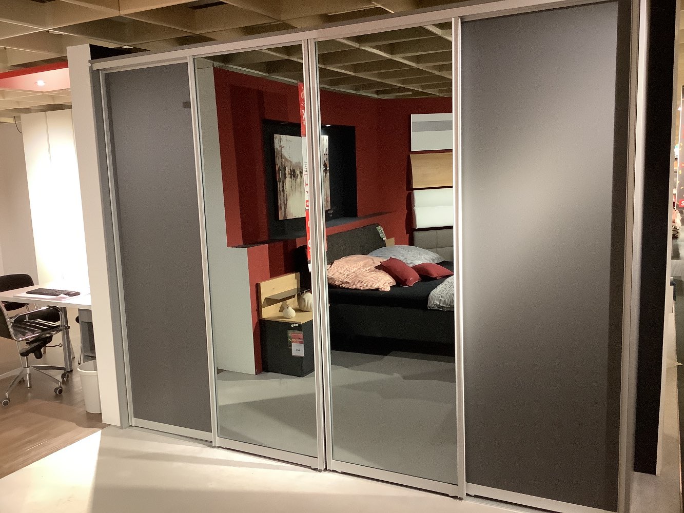 Schwebetürenschrank „Moltema“