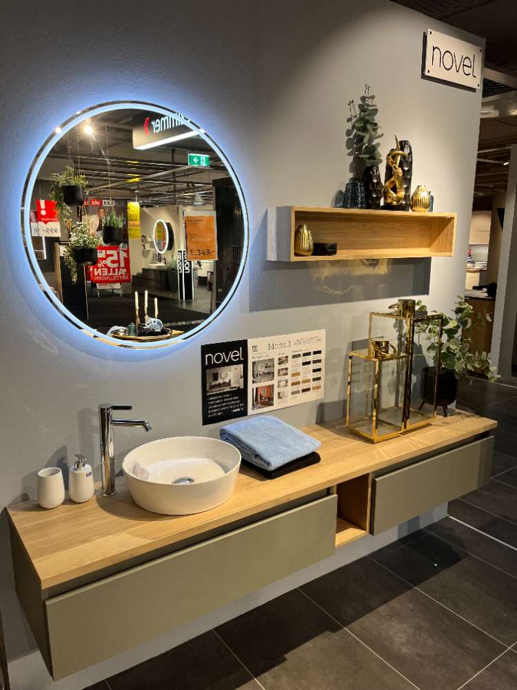 Möbel, Badezimmer Betongrün/ Eiche, XXXLutz