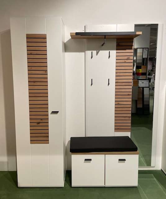 Gaderoben-Kombination