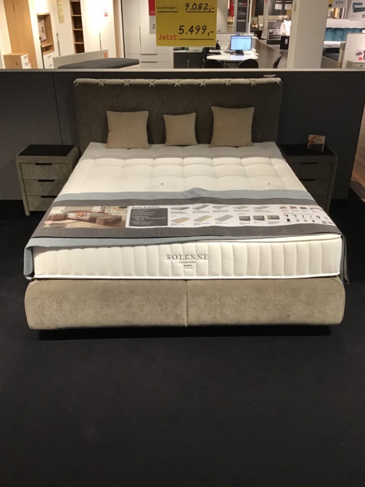 Möbel Schlafen Boxspringbett mit Nachtschränken