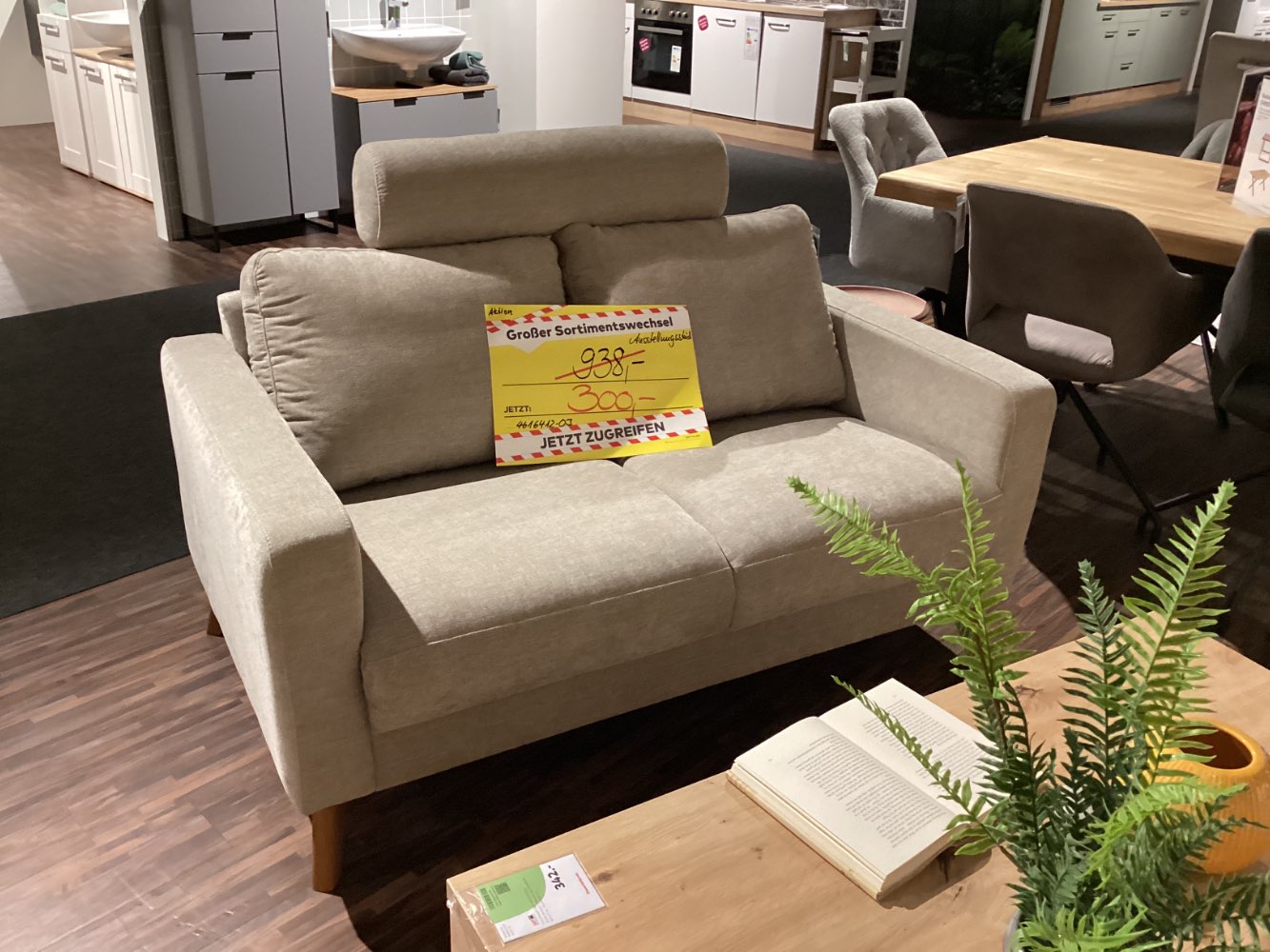 2 Sitzer mit Kopfstütze