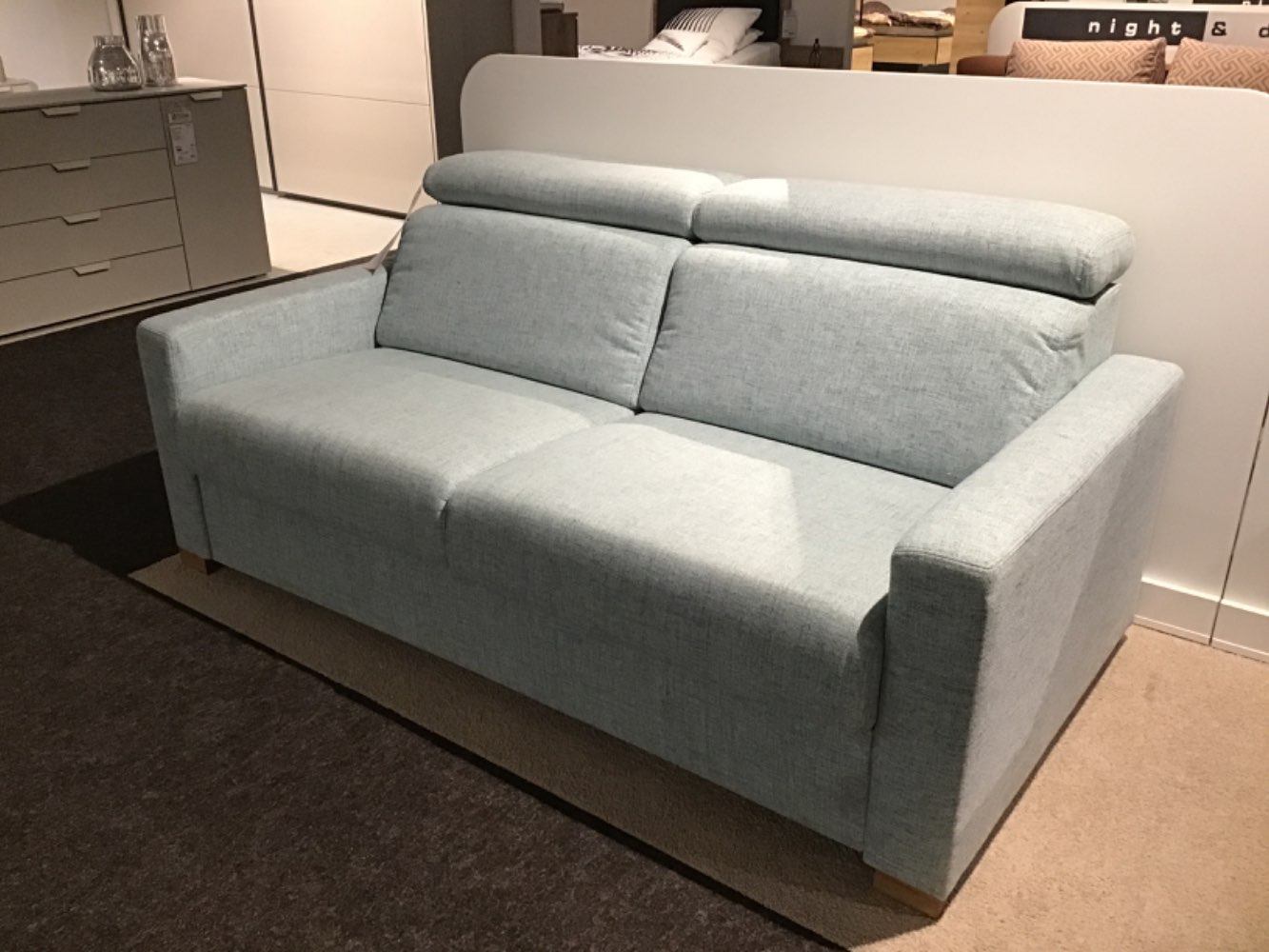 Funktionssofa mit 7-Zonen Matratze 14 cm, LF 140x190cm