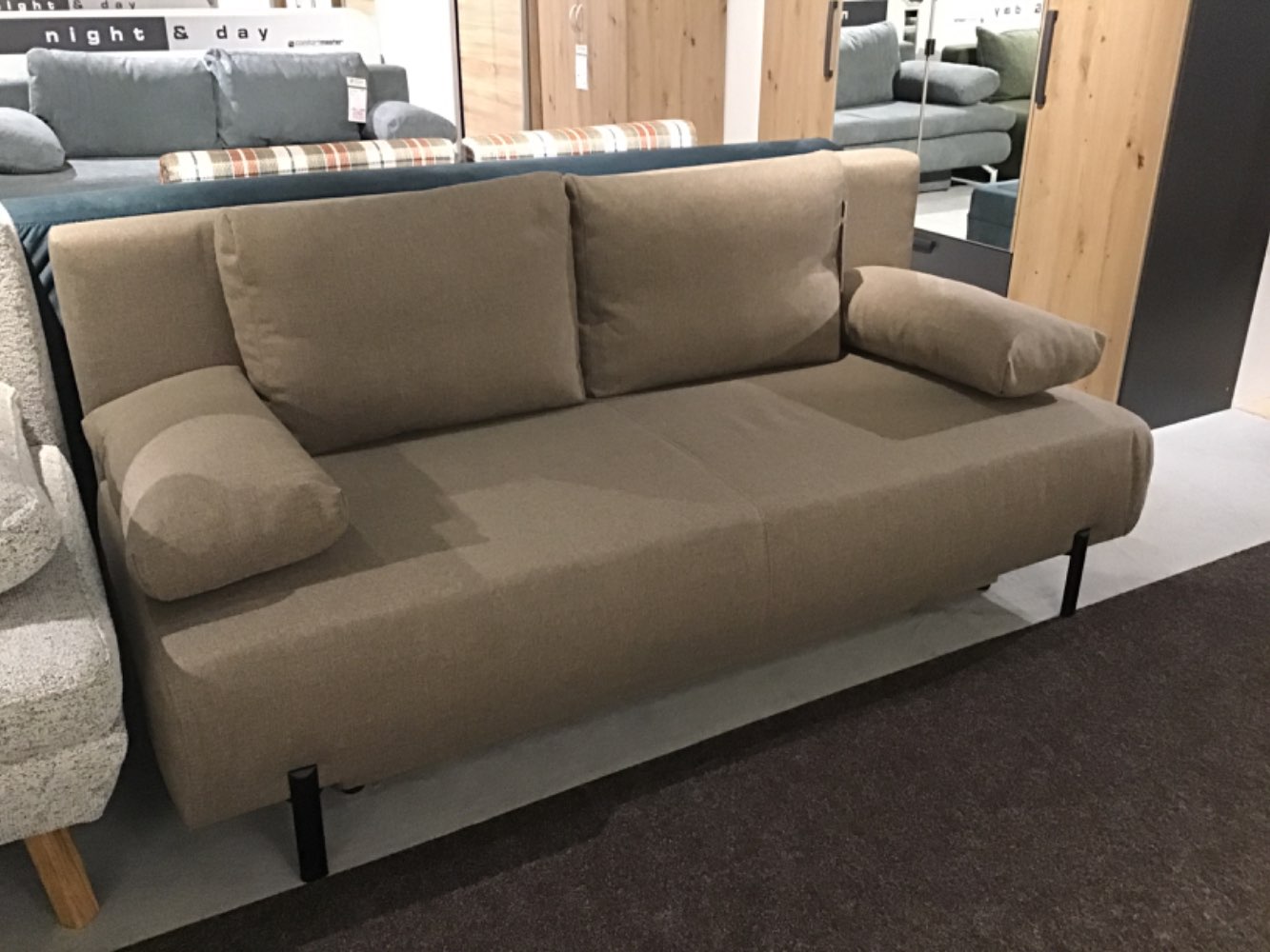 Klassisches Schlafsofa Farbe braun Maß 190x84x86cm