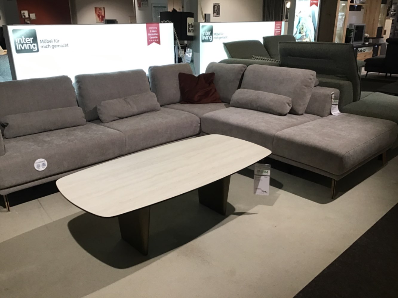 IL 4450 Eckgarnitur mit Sitzvorzug Maß 300x256cm