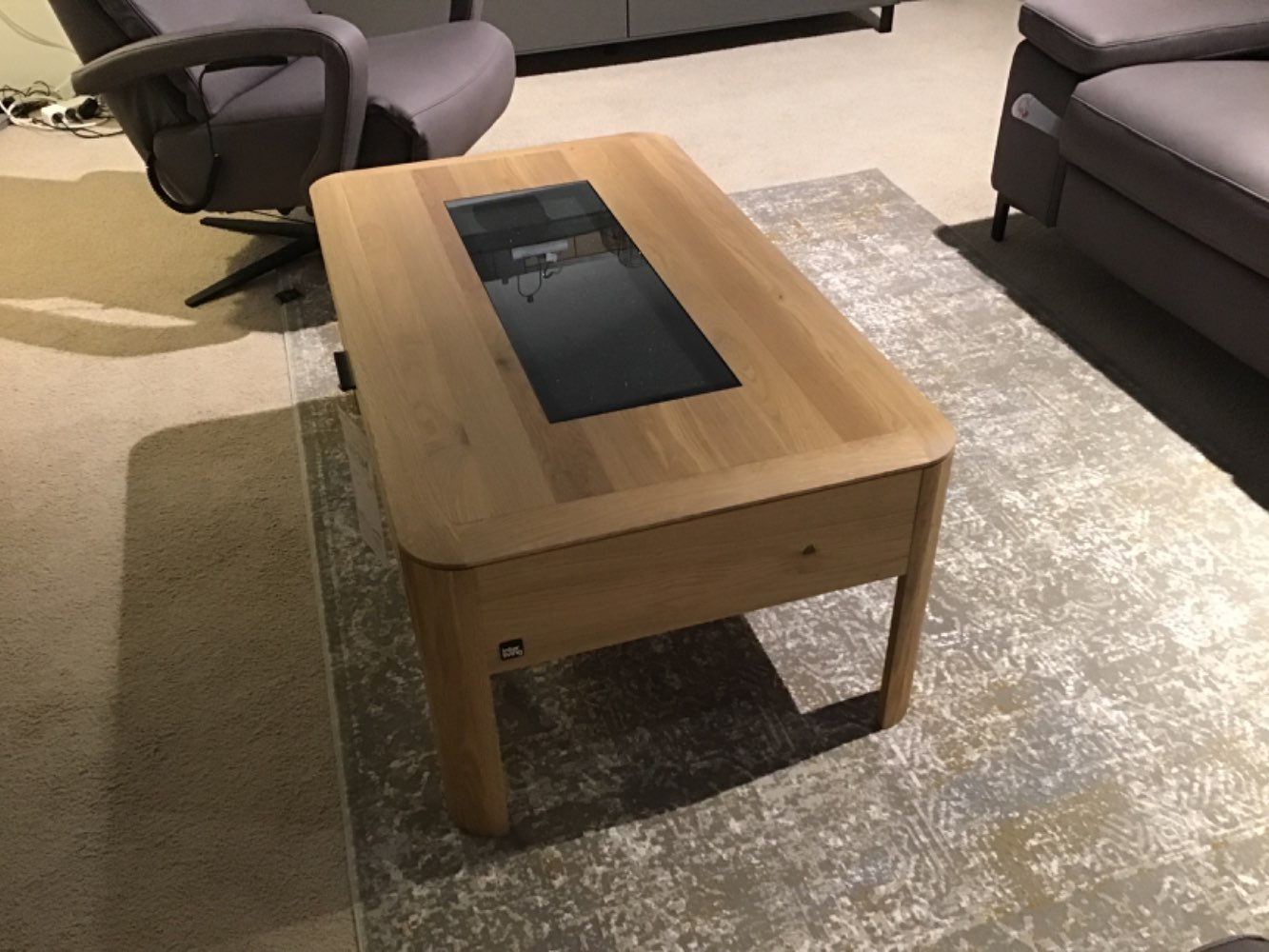 Interliving 2029 Couchtisch mit Schubladen Maß 110x46x65cm