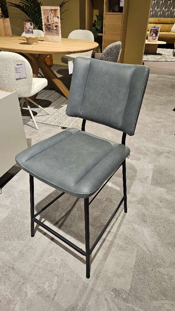 1x Tresenstuhl ohne Armlehnen XOOON Tatum 36959-SKB