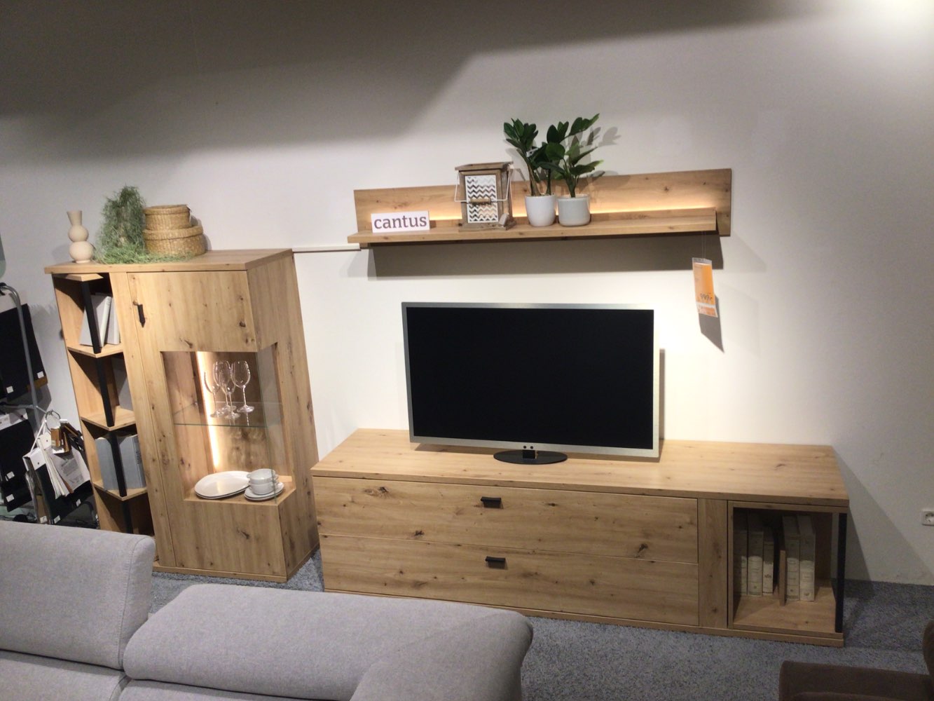 Möbel Wohnwand Lugo CANTUS Eiche Artisan Dekor XXXLutz Hirschaid