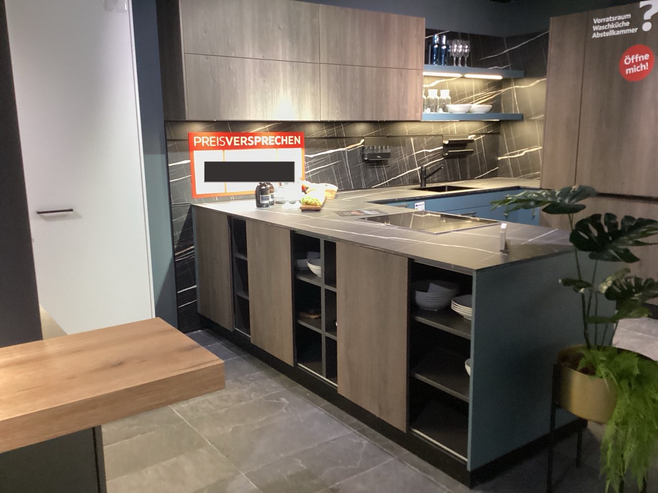 Möbel. Einbauküche, *NUR MÖBEL*, Novel Matera, 980x3129x2040,Blau