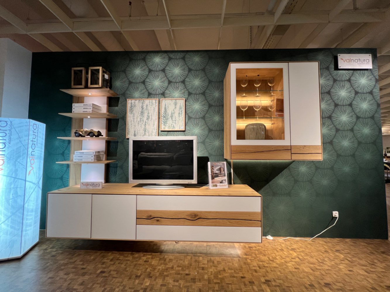 WOHNWAND EICHE MASSIV GLAS WEISS