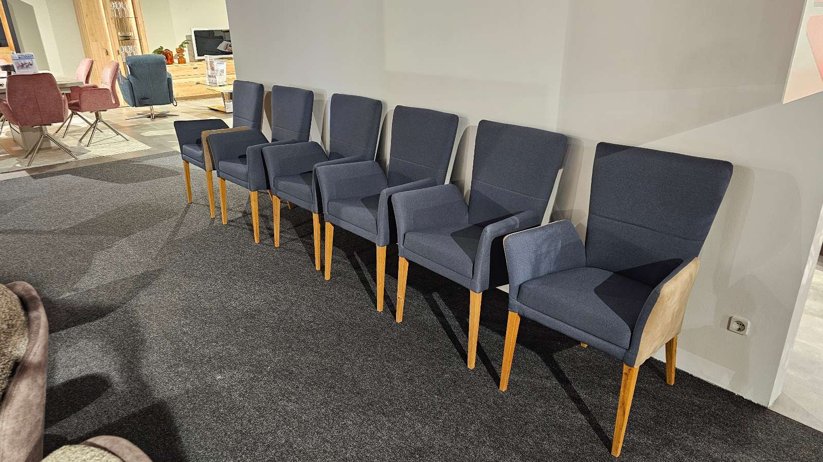 6er Stuhlgruppe von DKK KLOSE