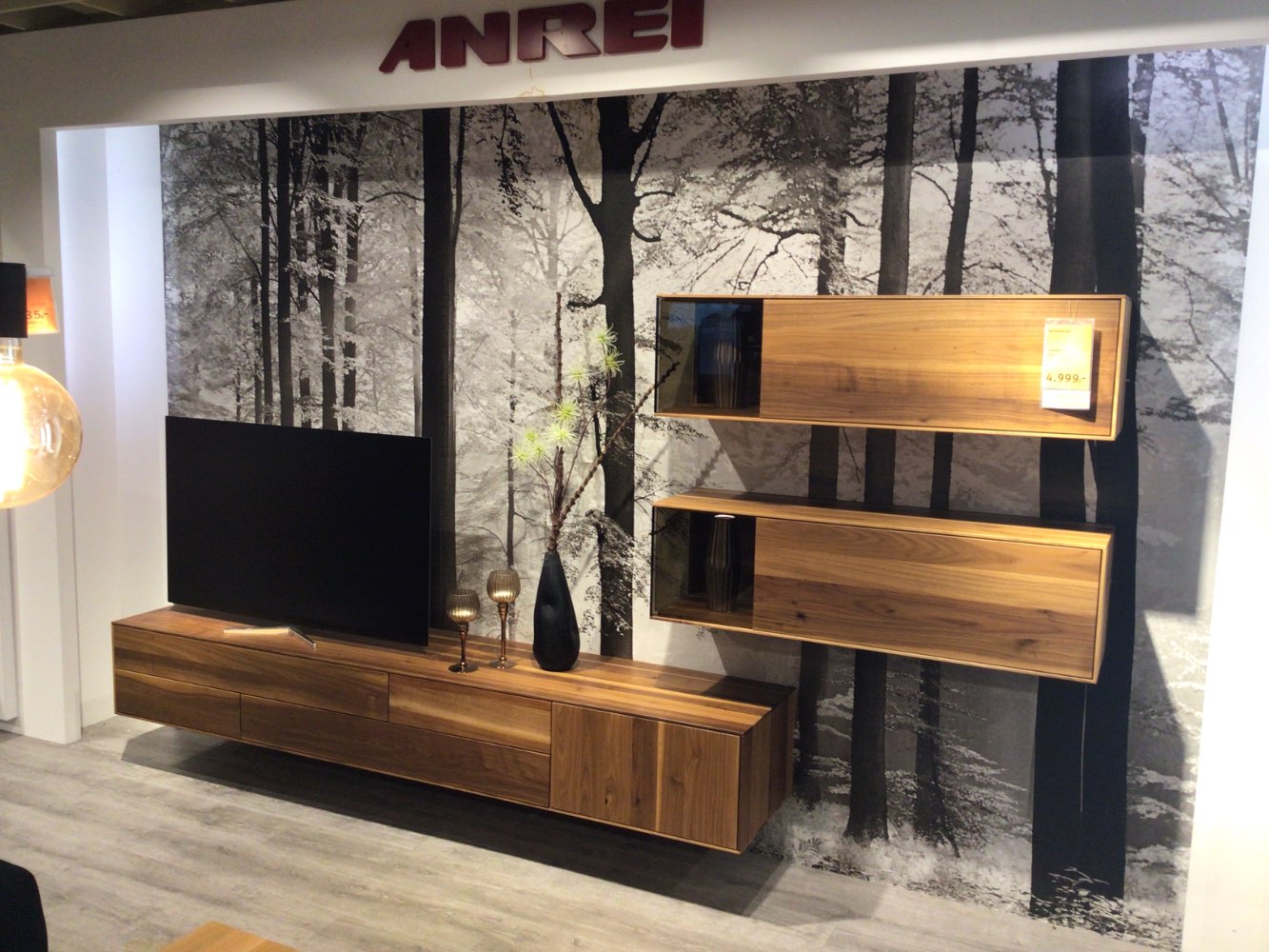 Möbel Wohnwand Anrei Modell Puro Nussbaum massiv XXXLutz