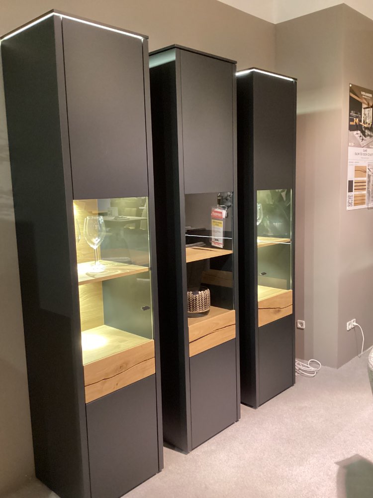 Vitrinenkombination Game