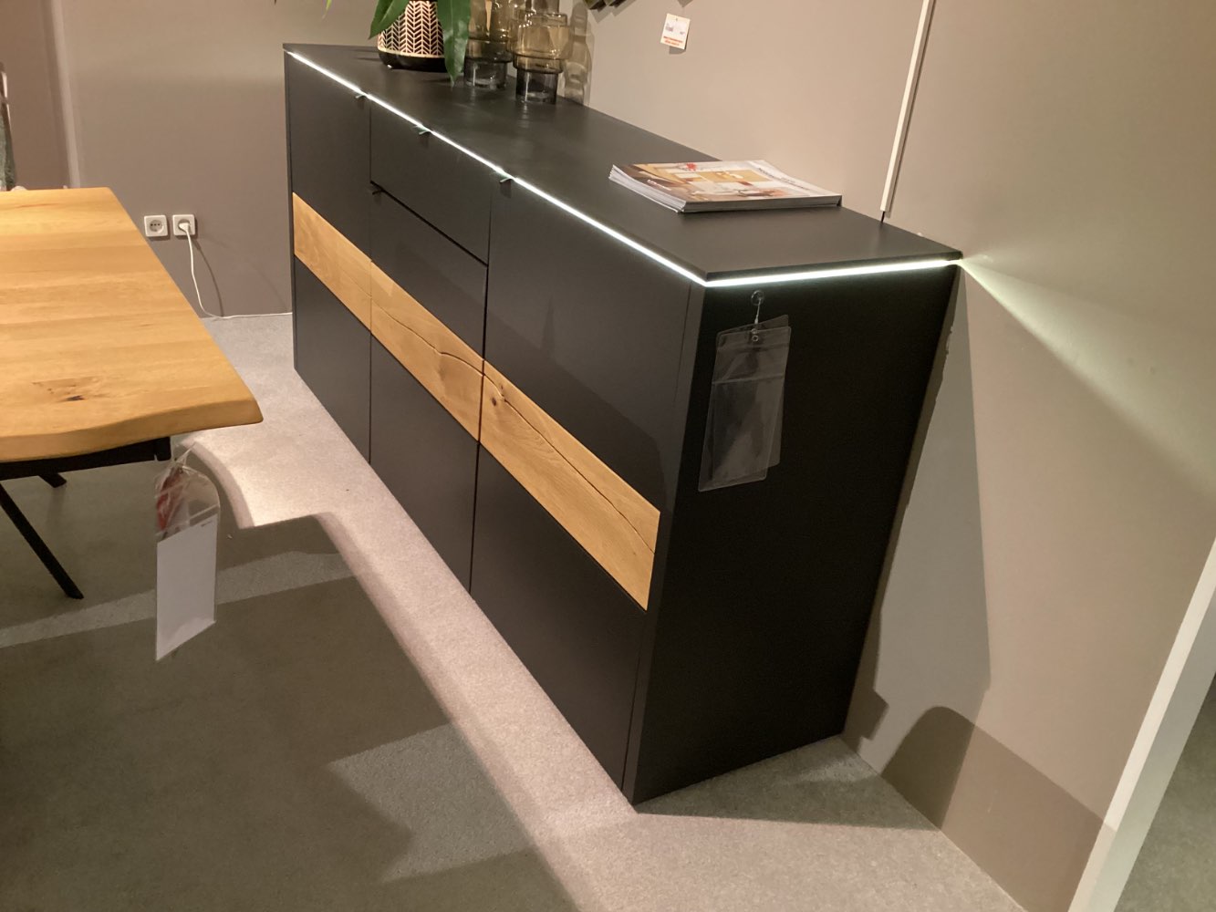 Sideboard + Wandpaneel Game