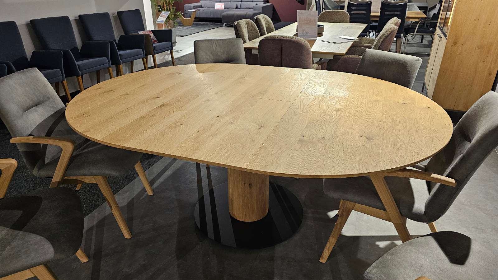 Esstisch inkl. Synchronauszug mit Klappeinlage  von VENJAKOB