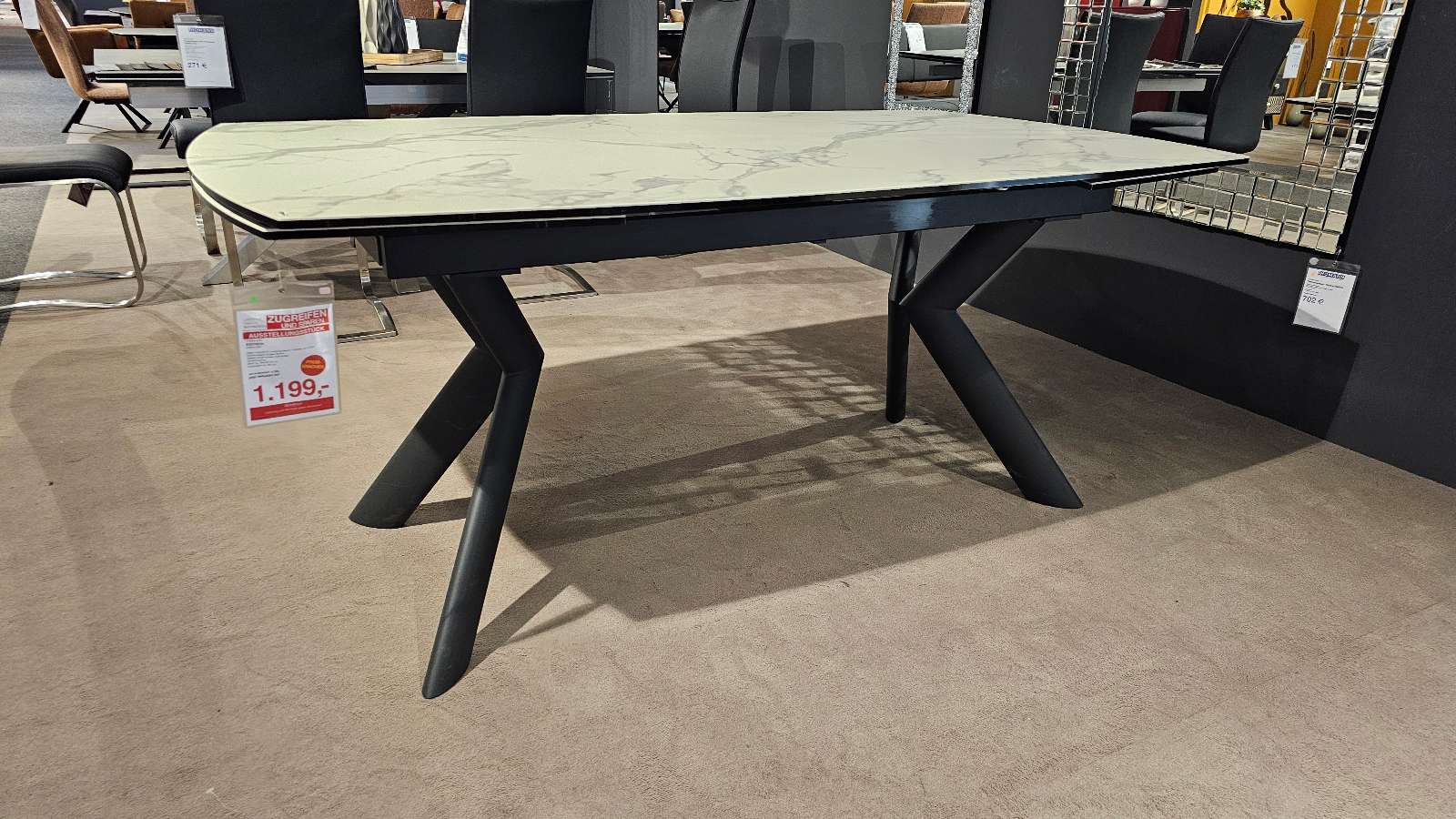 Esstisch mit Stirnauszug Ossana von MCA furniture