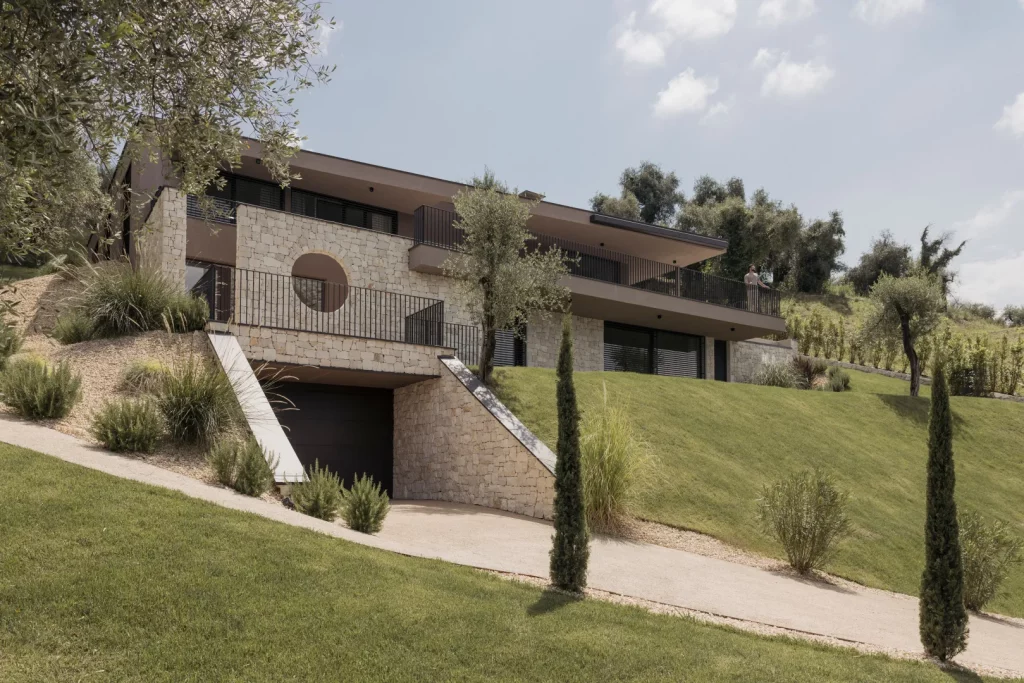 Modernes Haus am Gardasee