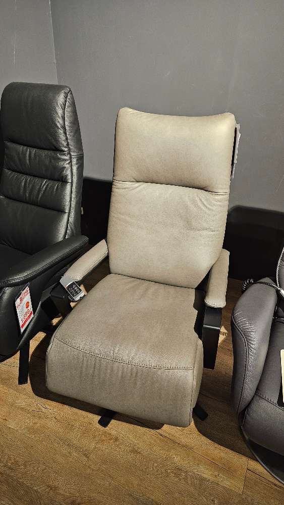 Relaxsessel – MAXI Rücken mit motorischer Verstellung