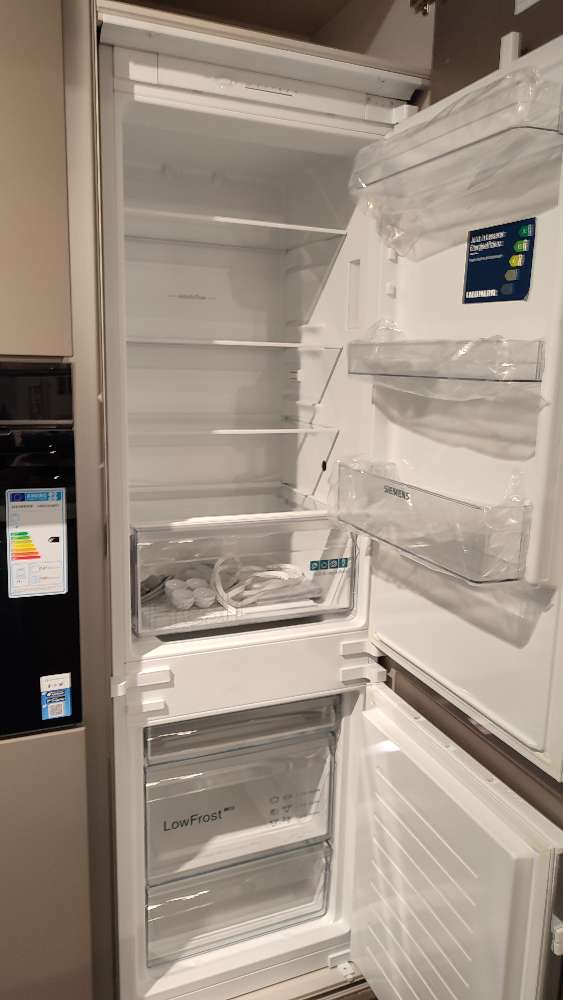 Kühl-/Gefrier-Kombination KI86VNSF0