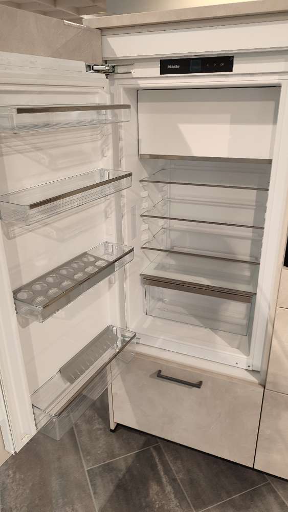 Kühlschrank K 7234E