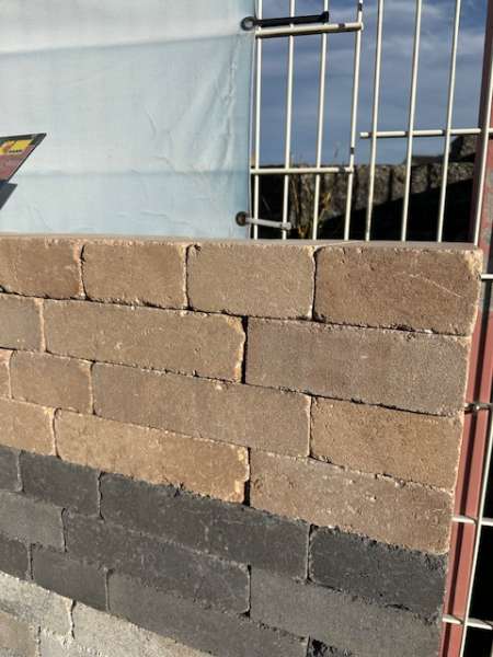 Kibo Mauer 25×12,5×6,5 cm sandbeige nuanciert (2.Wahl)