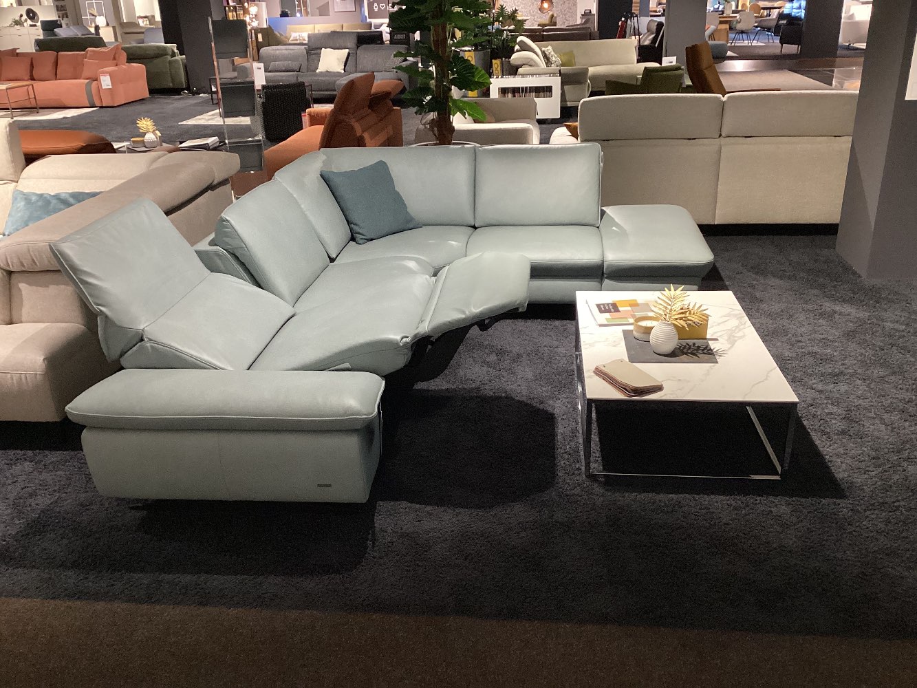 Garnitur „Senayo“, Orig. Mondo, motor. Relax-Herz-Waage, Leder