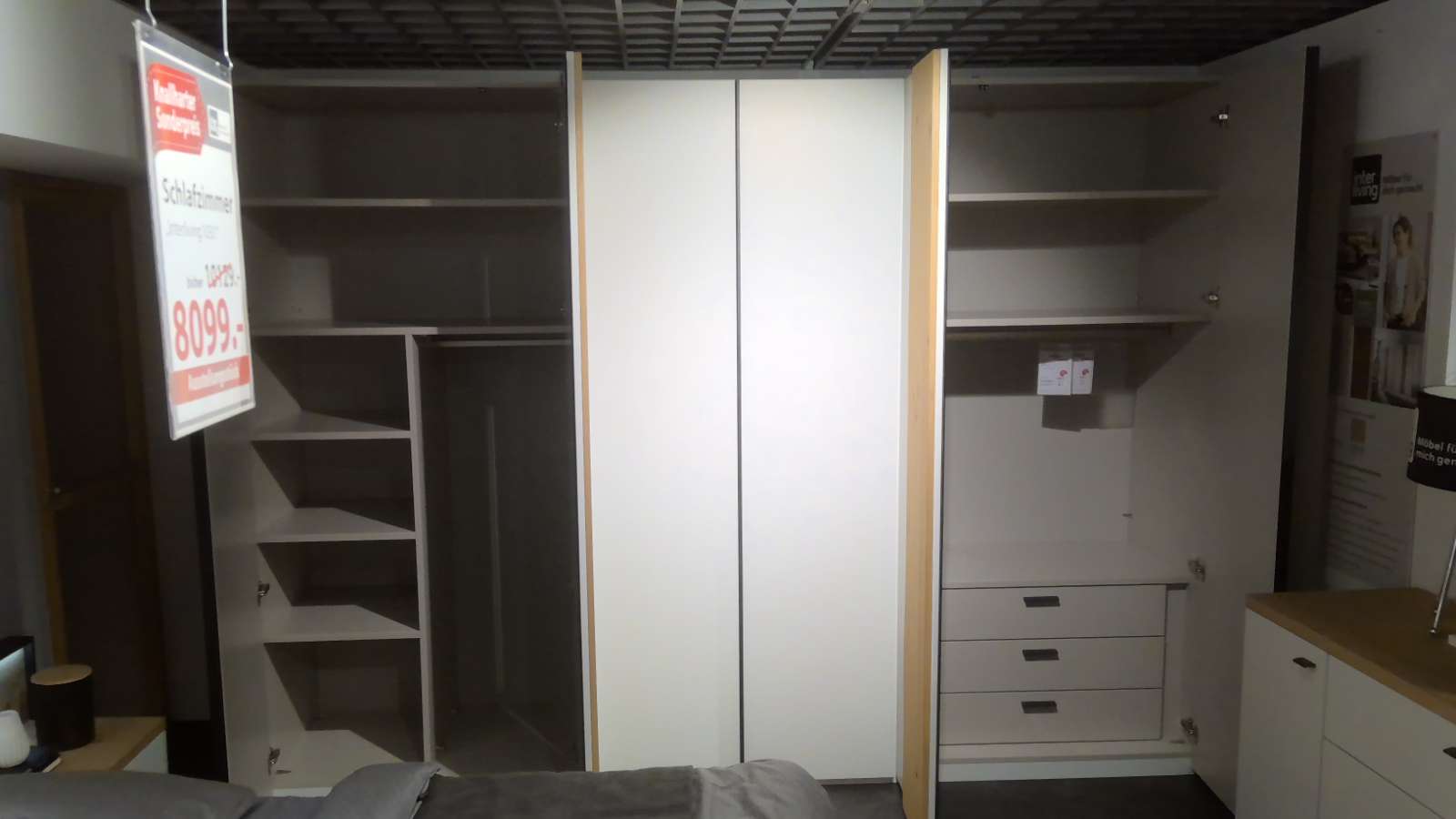 Interliving Schlafzimmer 1031 mit Beleuchtung