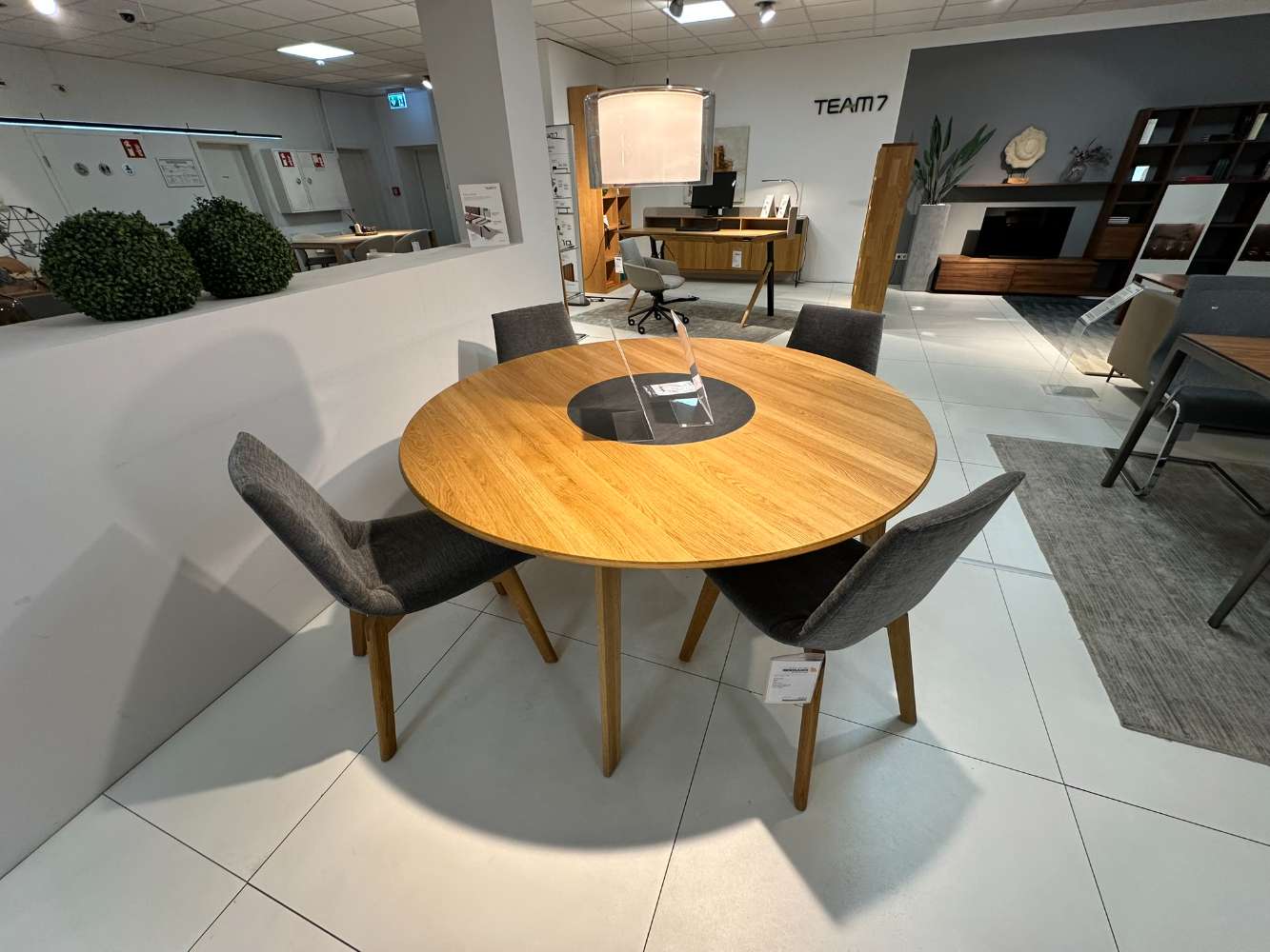 TEAM 7 Fixtisch rund Miró