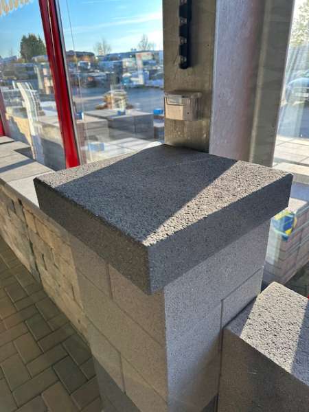 Vios Mauer Pfeilerabdeckplatte 40x40x8 cm anthrazit feingestrahlt