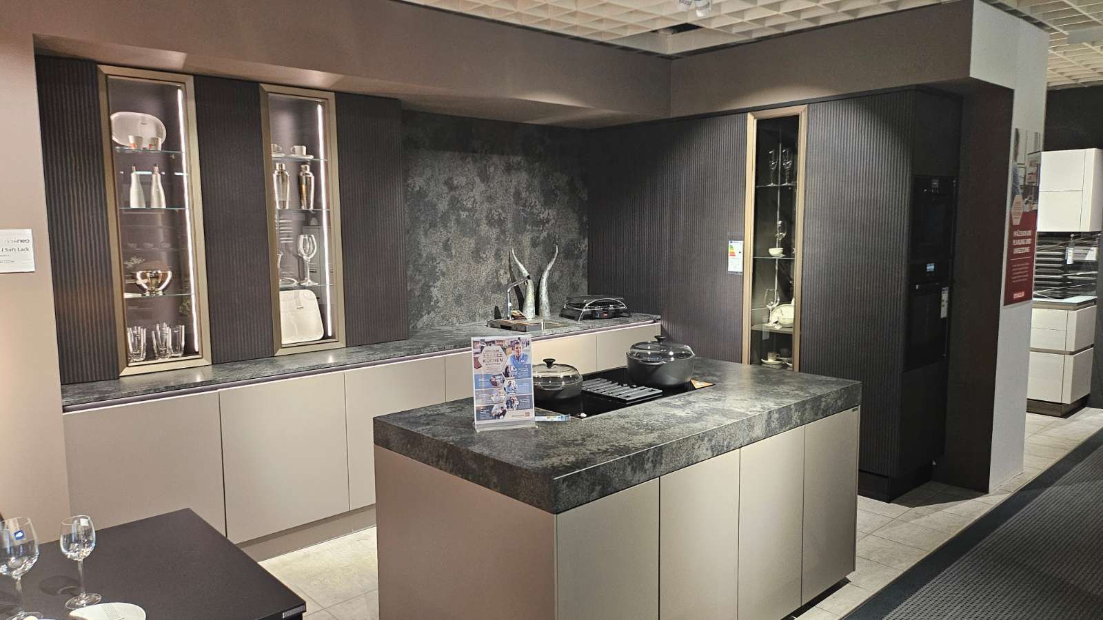 Nolte Einbauküche Modell: Neo Lodge und Nolte Soft Lack,